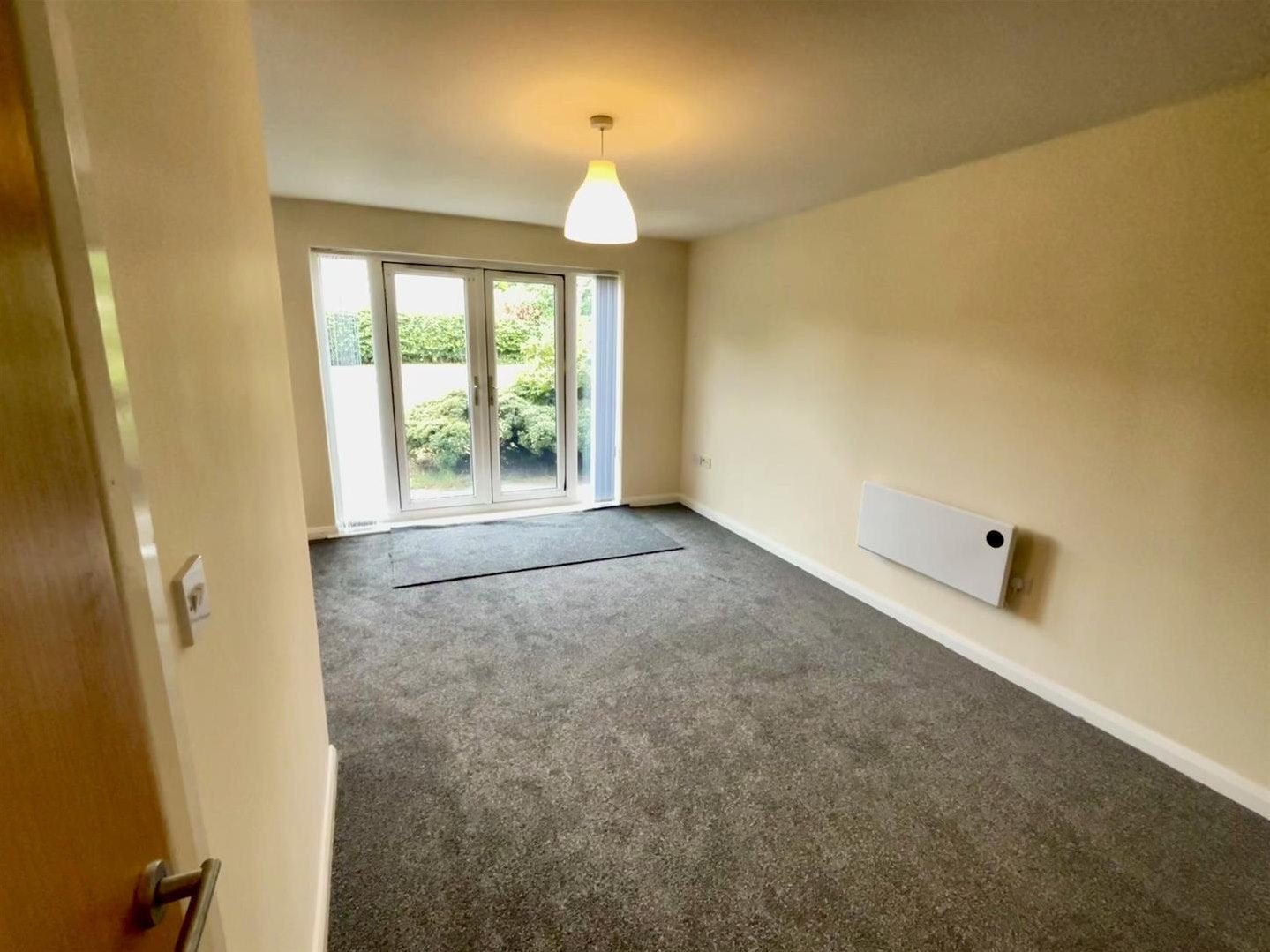 Flat Regency Gardens in Calderdale