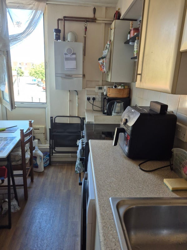 Room St Stephen's Road in Greater London