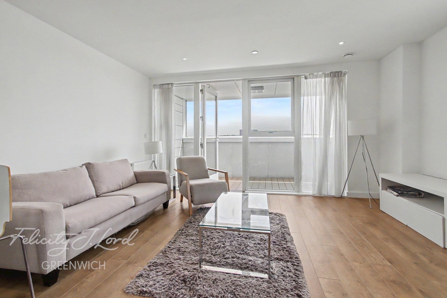 Flat Bessemer Place in Greater London