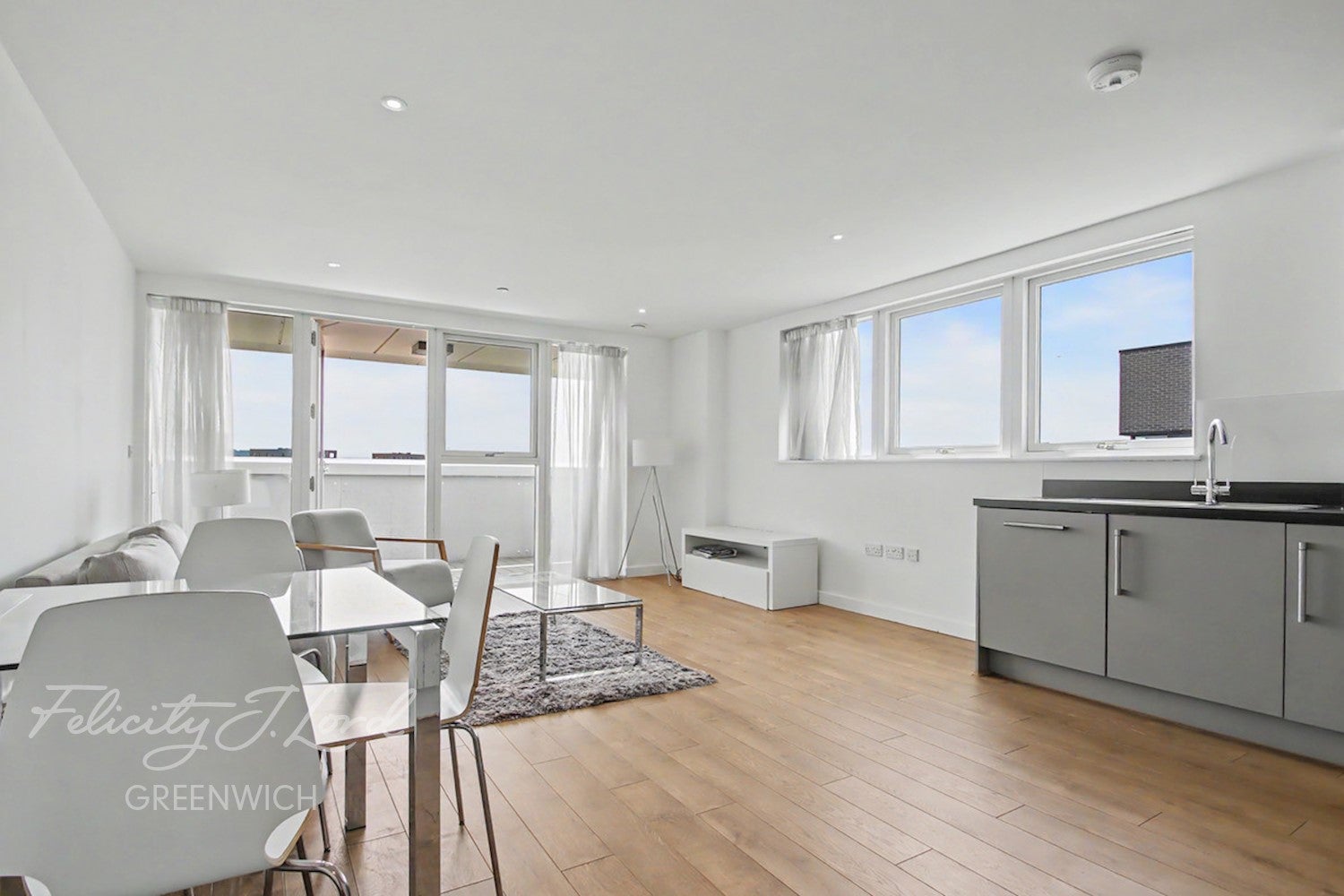 Flat Bessemer Place in Greater London