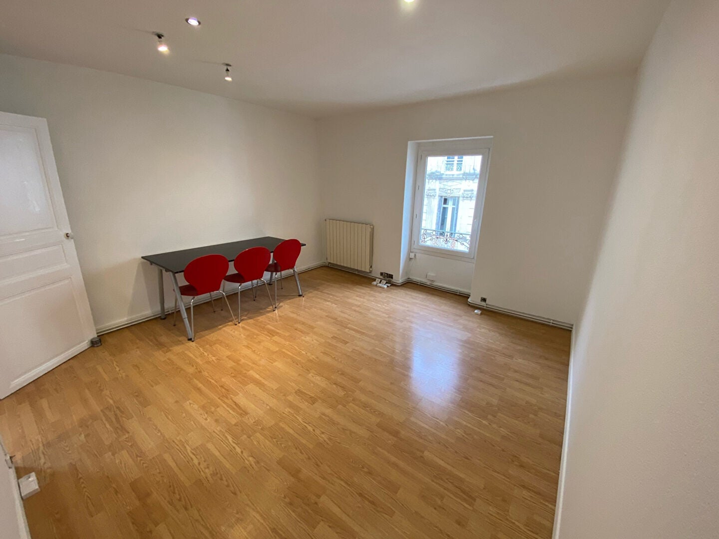 Flat Rue Jean Prompsault in Valence