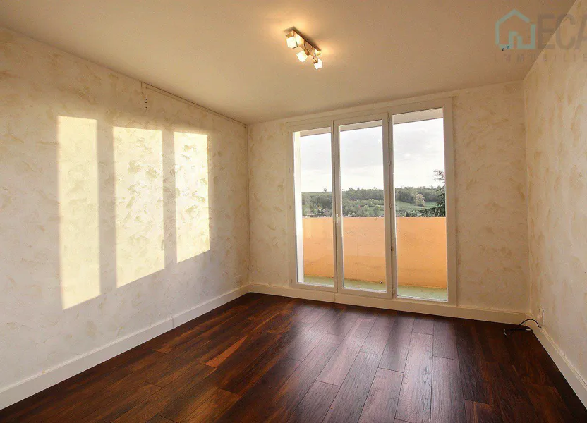 Flat Rue du Manoir in Ruy-Montceau