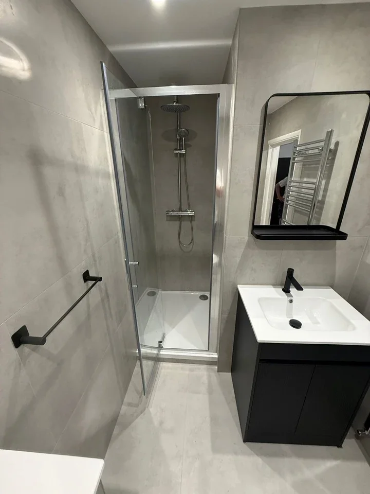 Flat Hoxton Street in Greater London