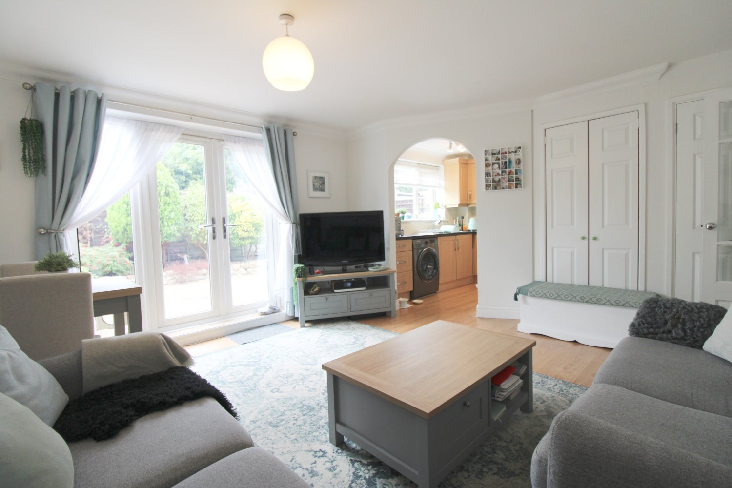 Flat Chilham Close in Surrey Heath