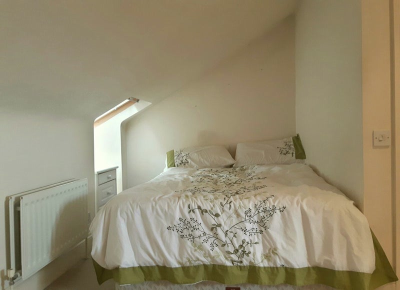 Room Gartmoor Gardens in Greater London
