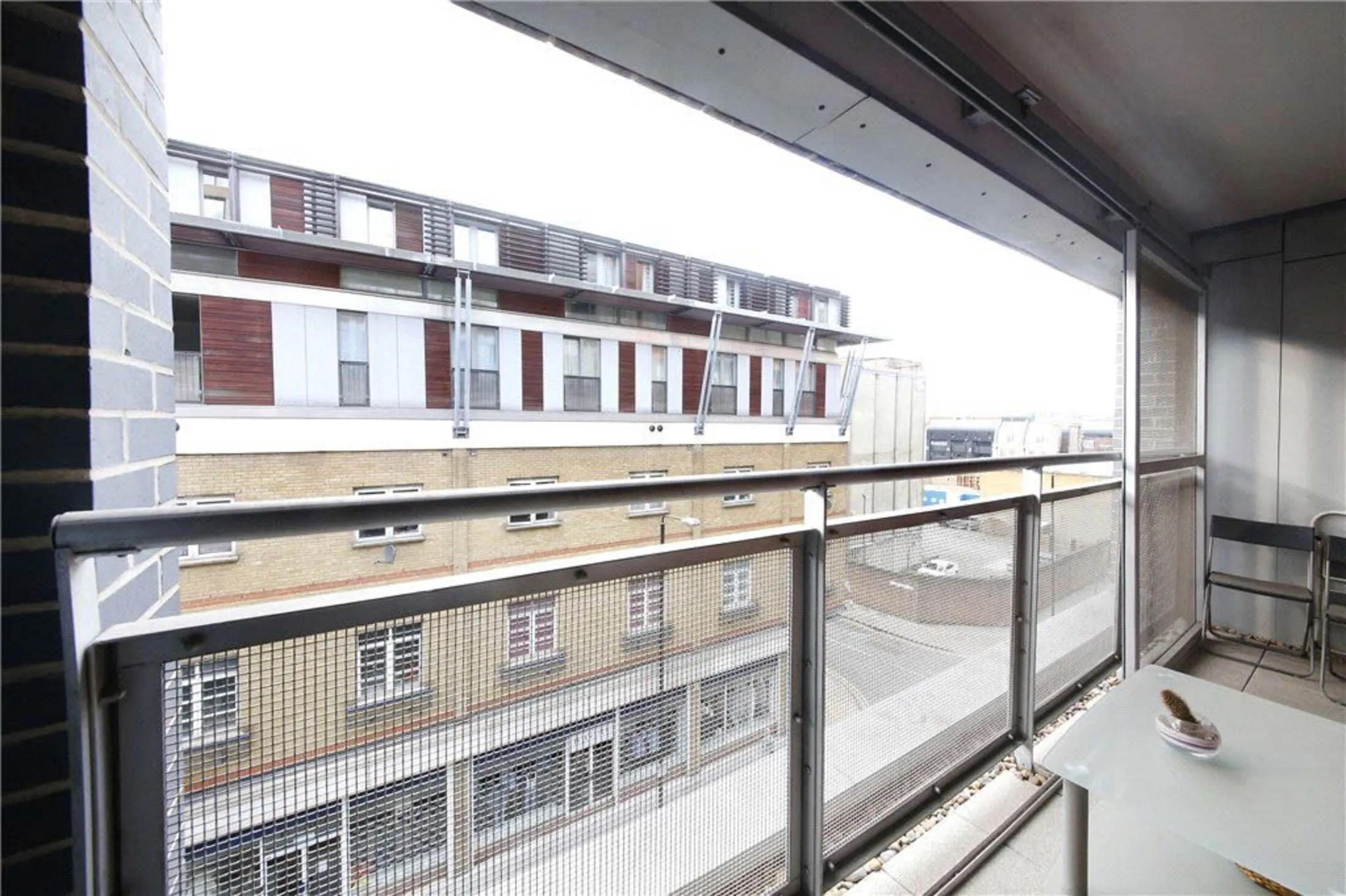 Flat Plumbers Row in Greater London