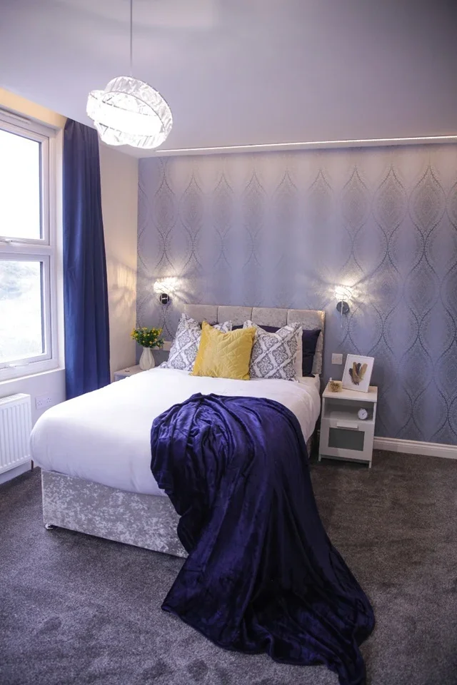 Room Cliffe Road in Strood