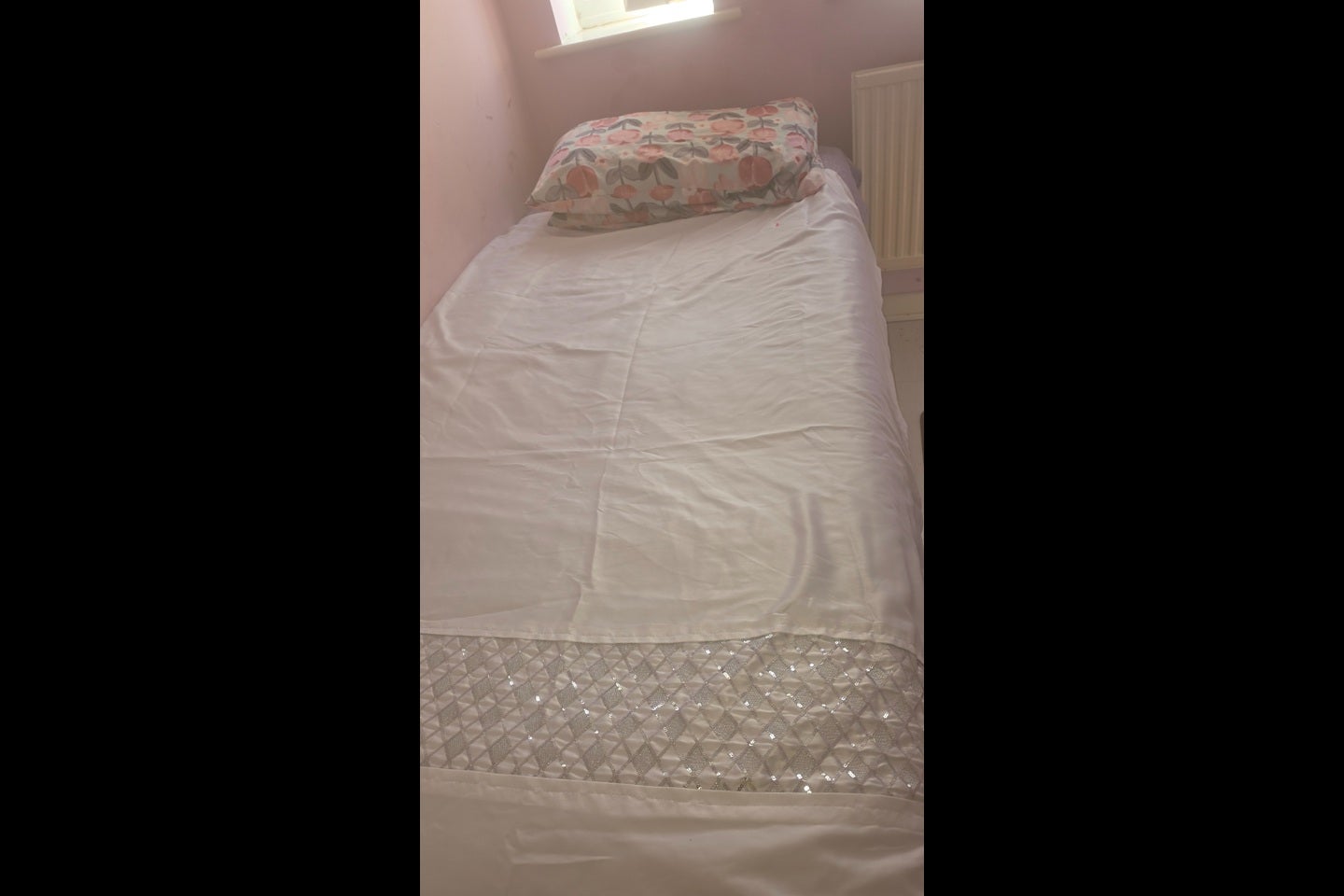 Room Polegate Drive in Leigh