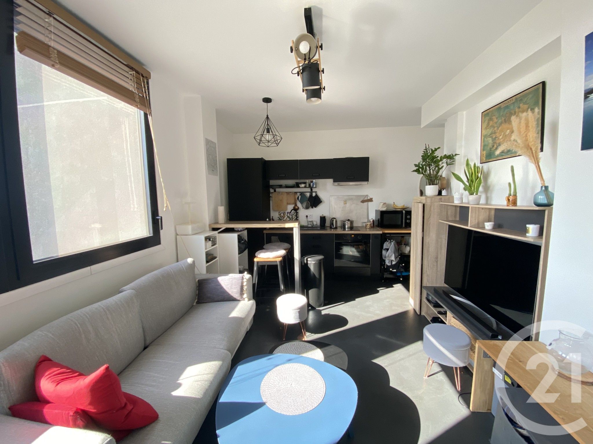 Appartement Rue de la Colonie à Paris