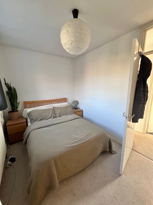Flat Basire Street in Greater London