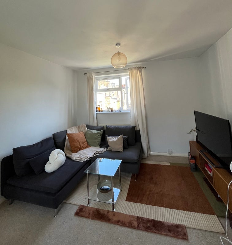 Flat Basire Street in Greater London