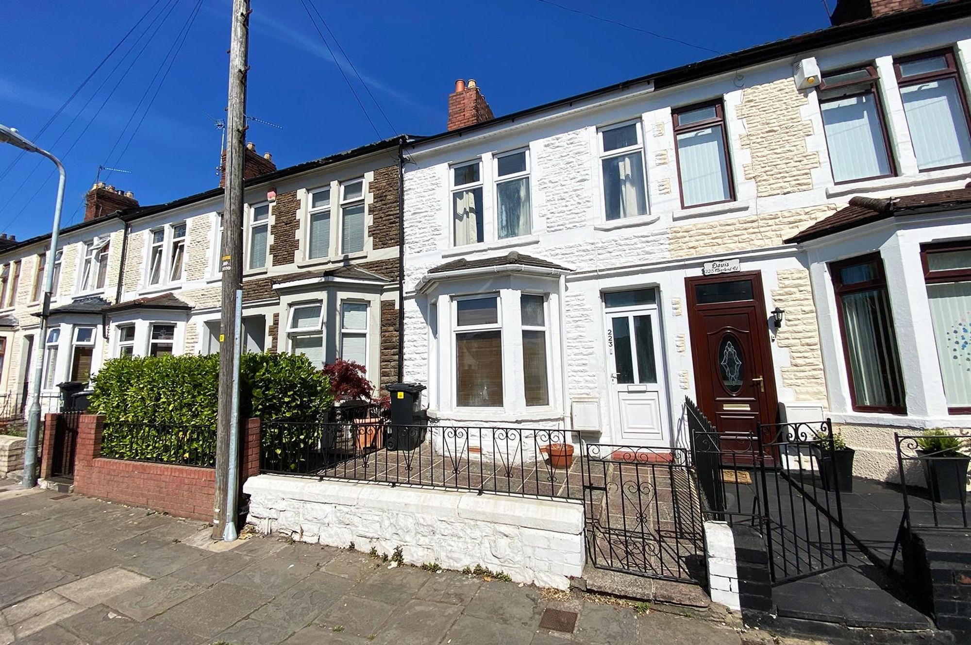 House Moorland Road in Cardiff