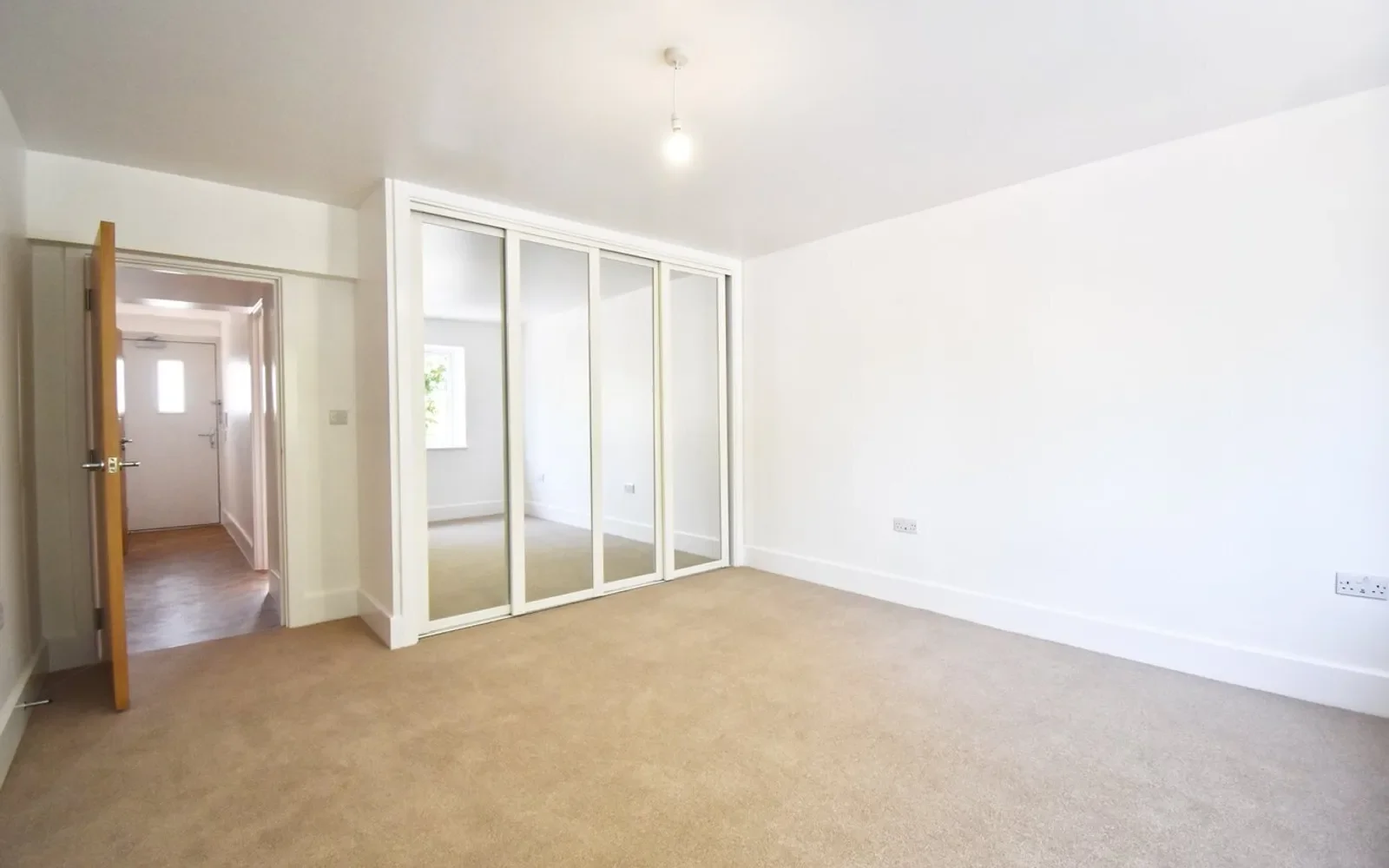 Flat Araby Corner in Borough of Spelthorne