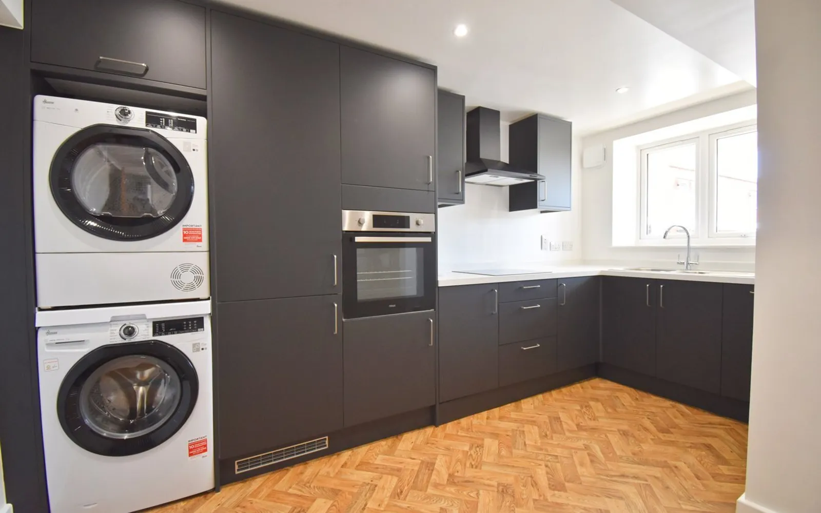 Flat Araby Corner in Borough of Spelthorne