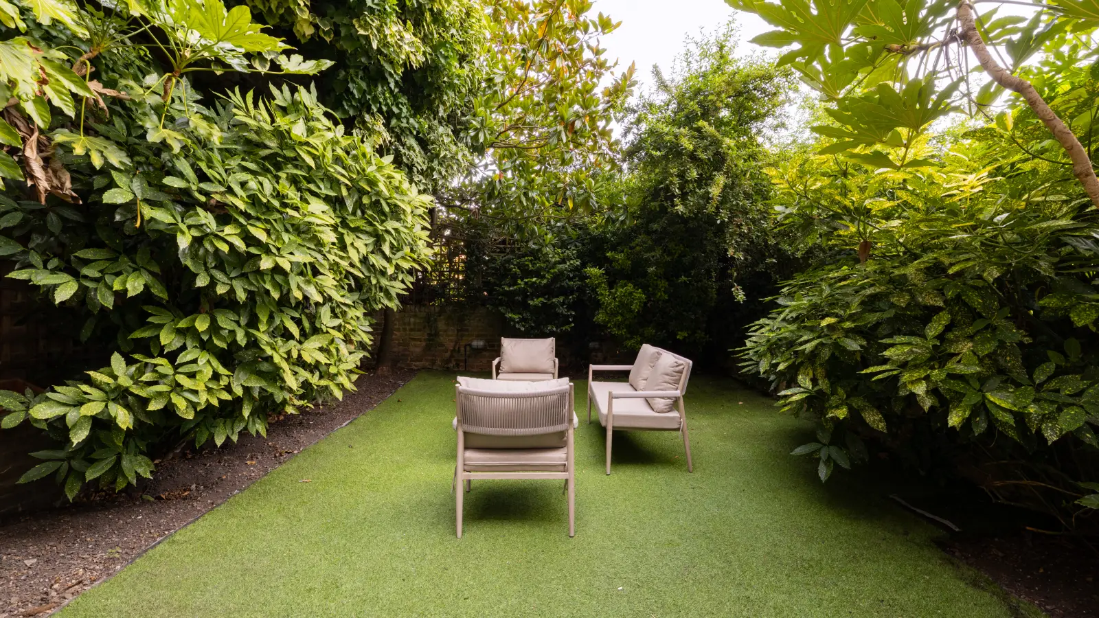 Flat Haverstock Hill in Greater London