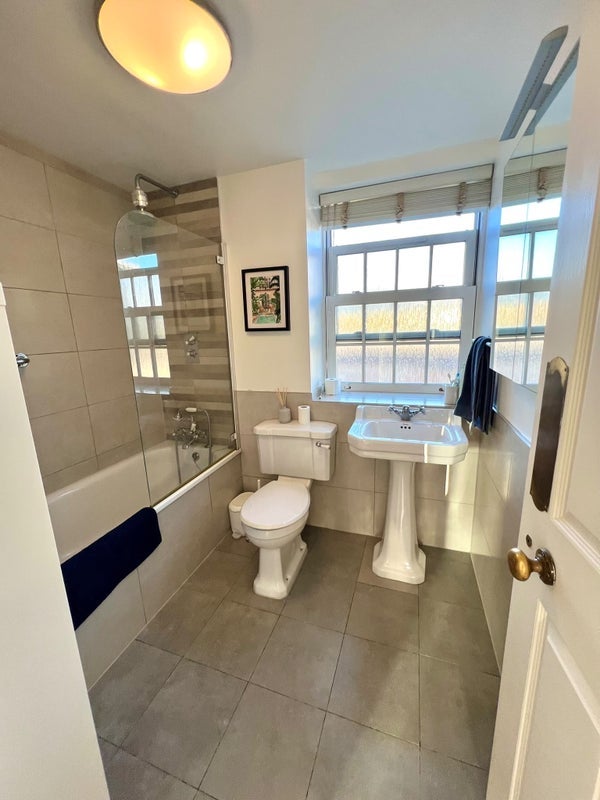 Room Michael Road in Greater London