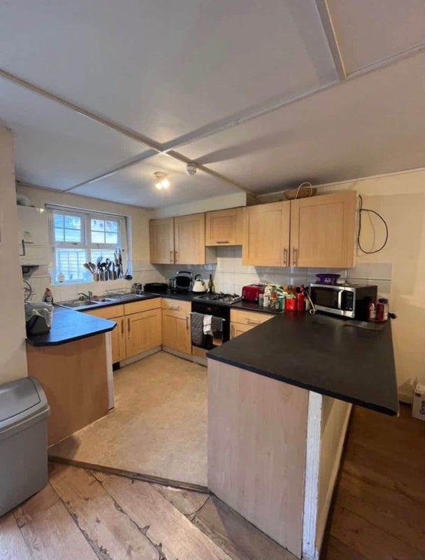Room Aristotle Road in Greater London