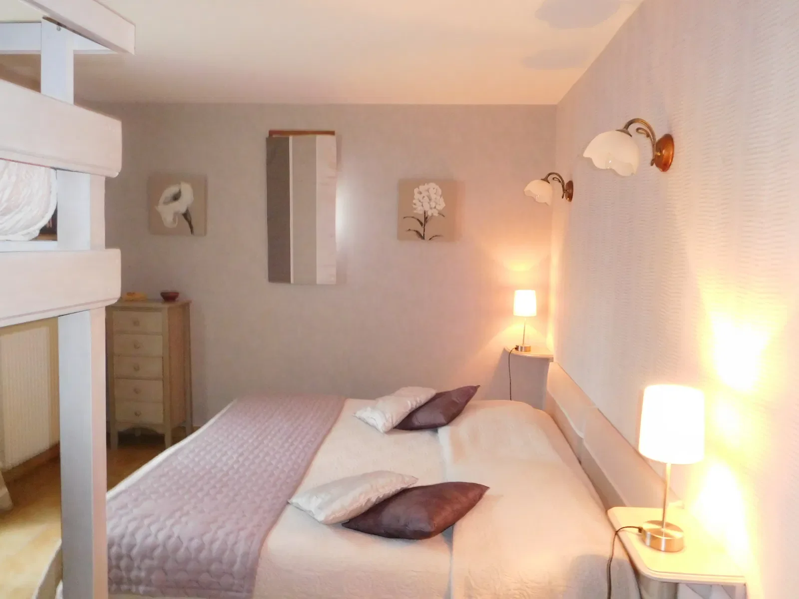 Room Chemin des Chardons in Caussols