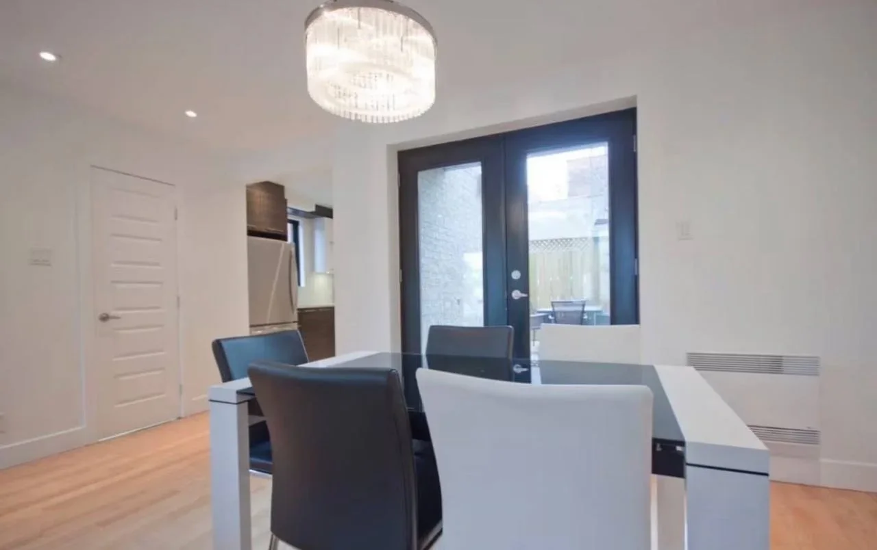 Room Wellesley Road in Greater London