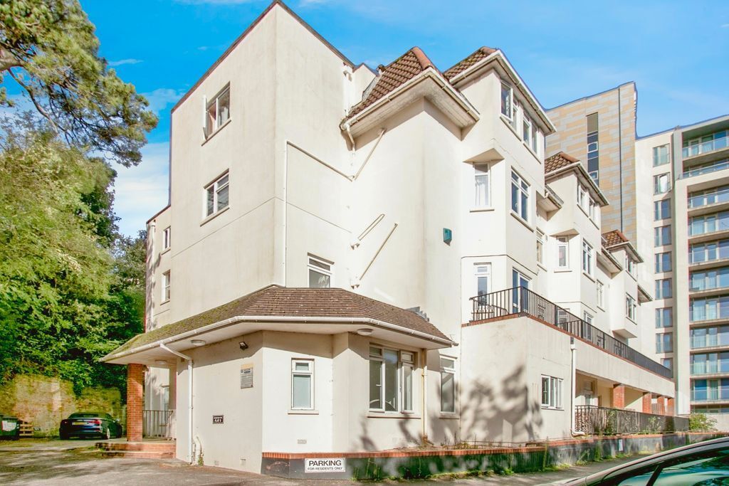 Flat Cranborne Road in Bournemouth