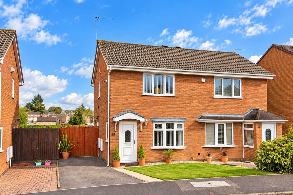 House Millers Vale in Cannock Chase