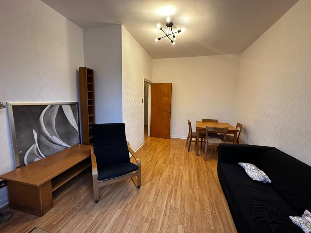 Flat Radcliffe Road in Greater London