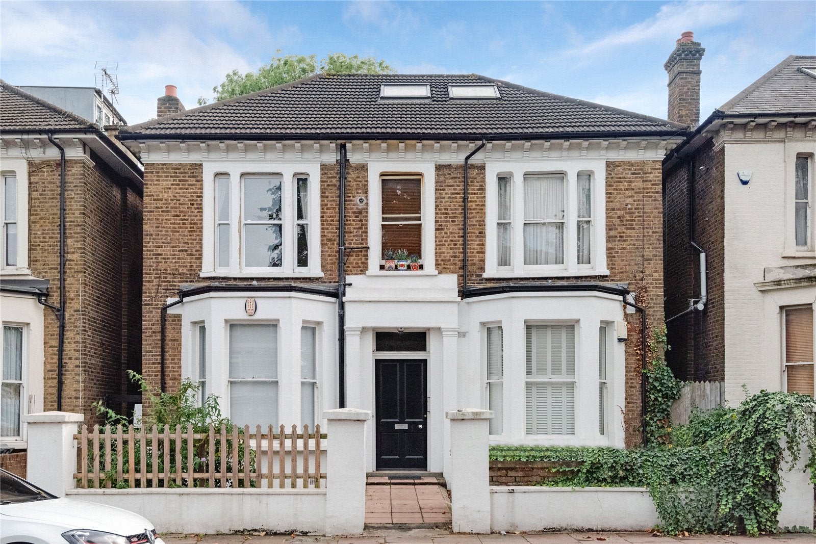 Flat Cavendish Road in Greater London