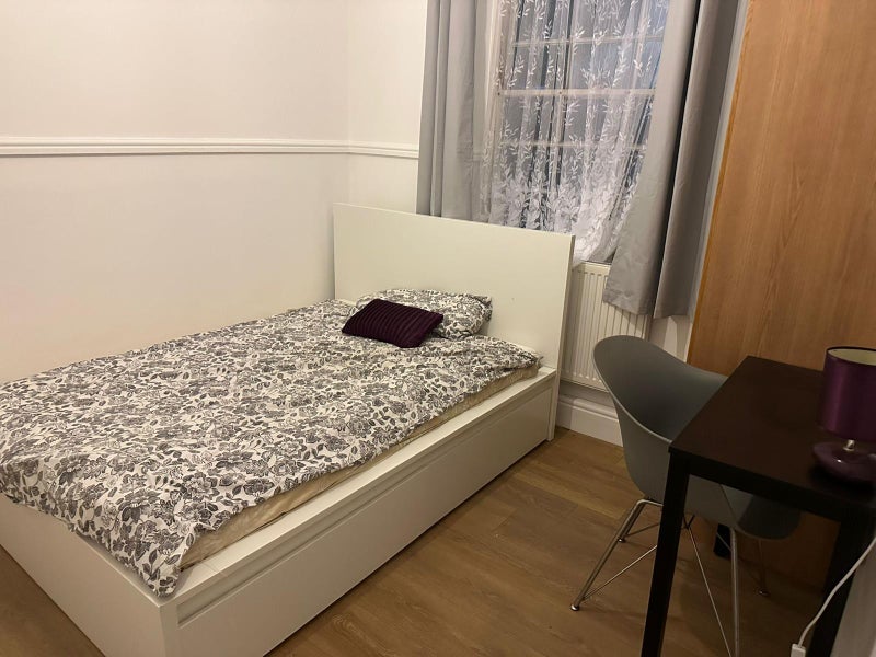 Room Neptune Street in Greater London