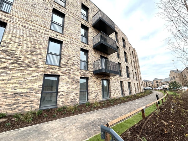 Flat Griffiths Close in Birmingham