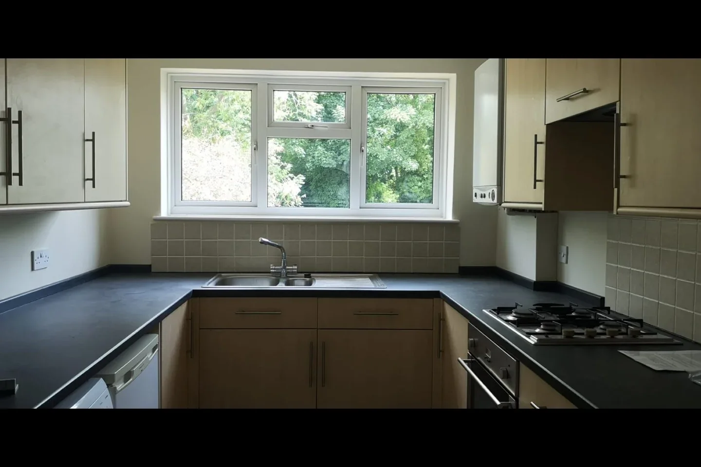Flat Knowle Green in Borough of Spelthorne
