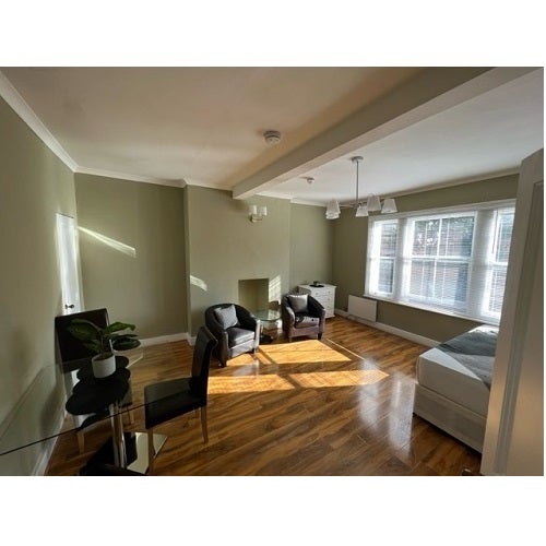 Flat Elsham Road in Greater London