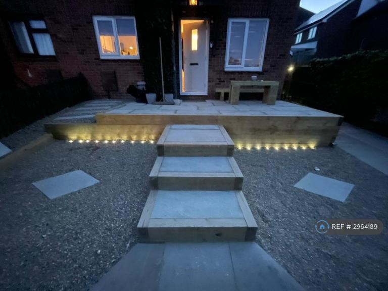 House Stour Close in Strood