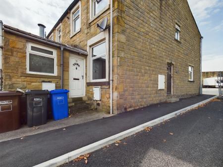 Flat Victoria Road in Borough of Pendle