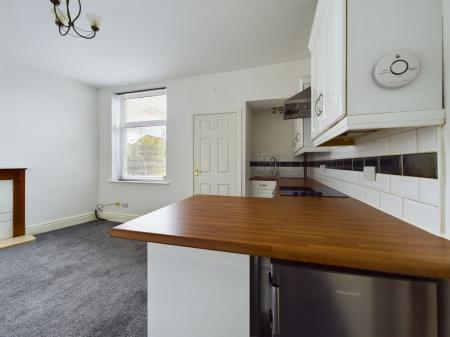 Flat Victoria Road in Borough of Pendle