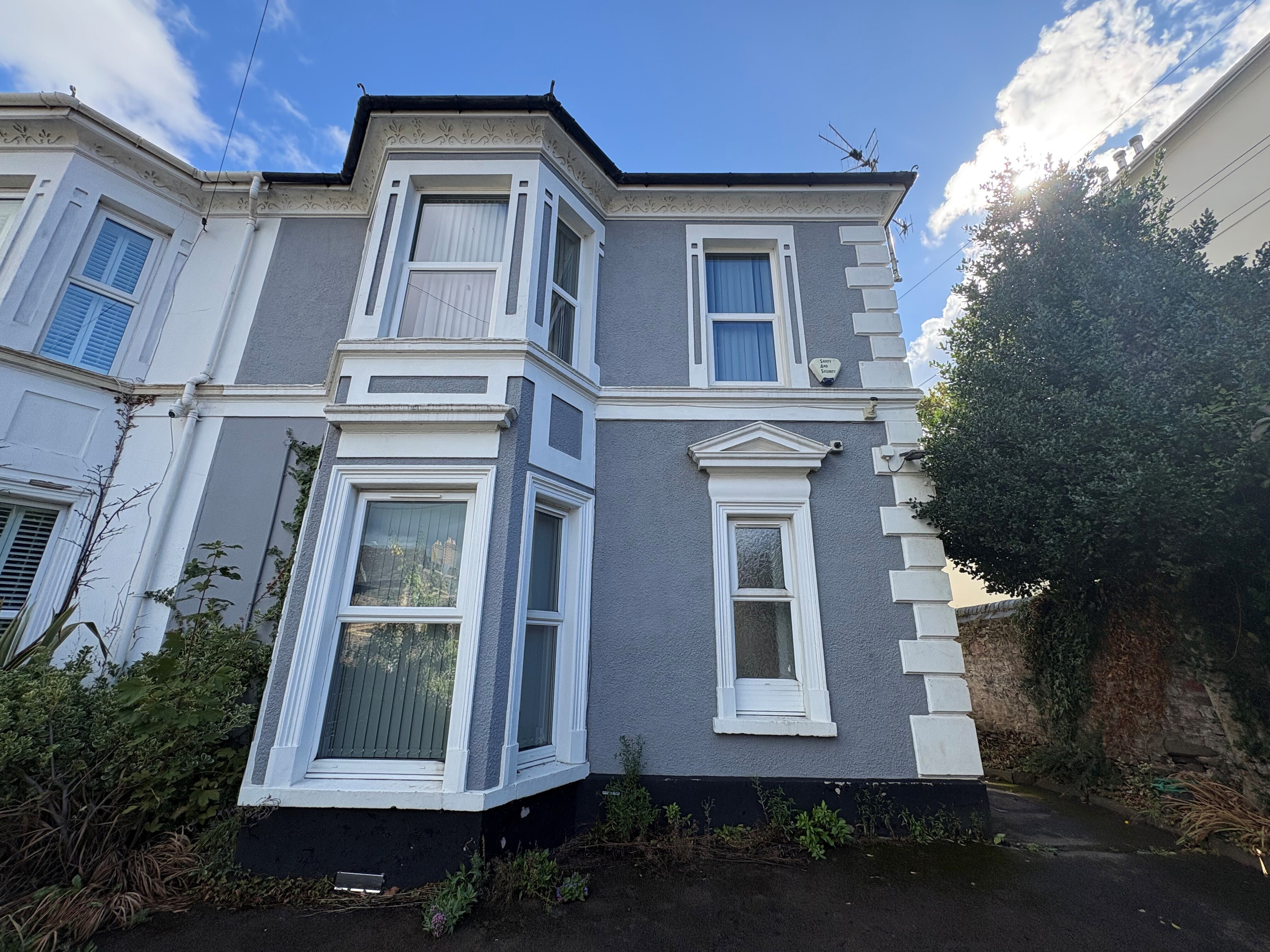 Flat Caerau Road in Newport