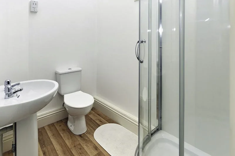 Room Penderry Rise in Greater London