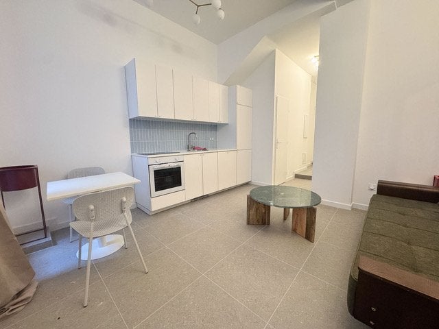 Flat Rue Daumier in Marseille
