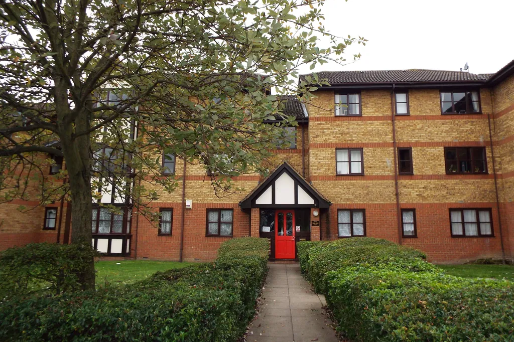 Flat Pearcey Road in Bedford