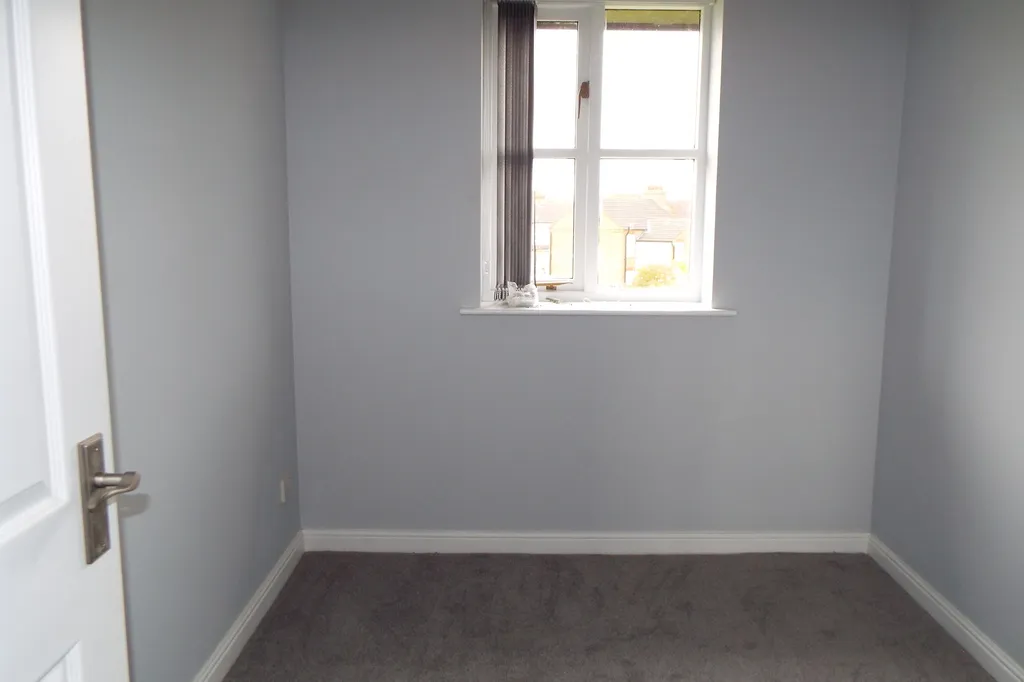 Flat Pearcey Road in Bedford