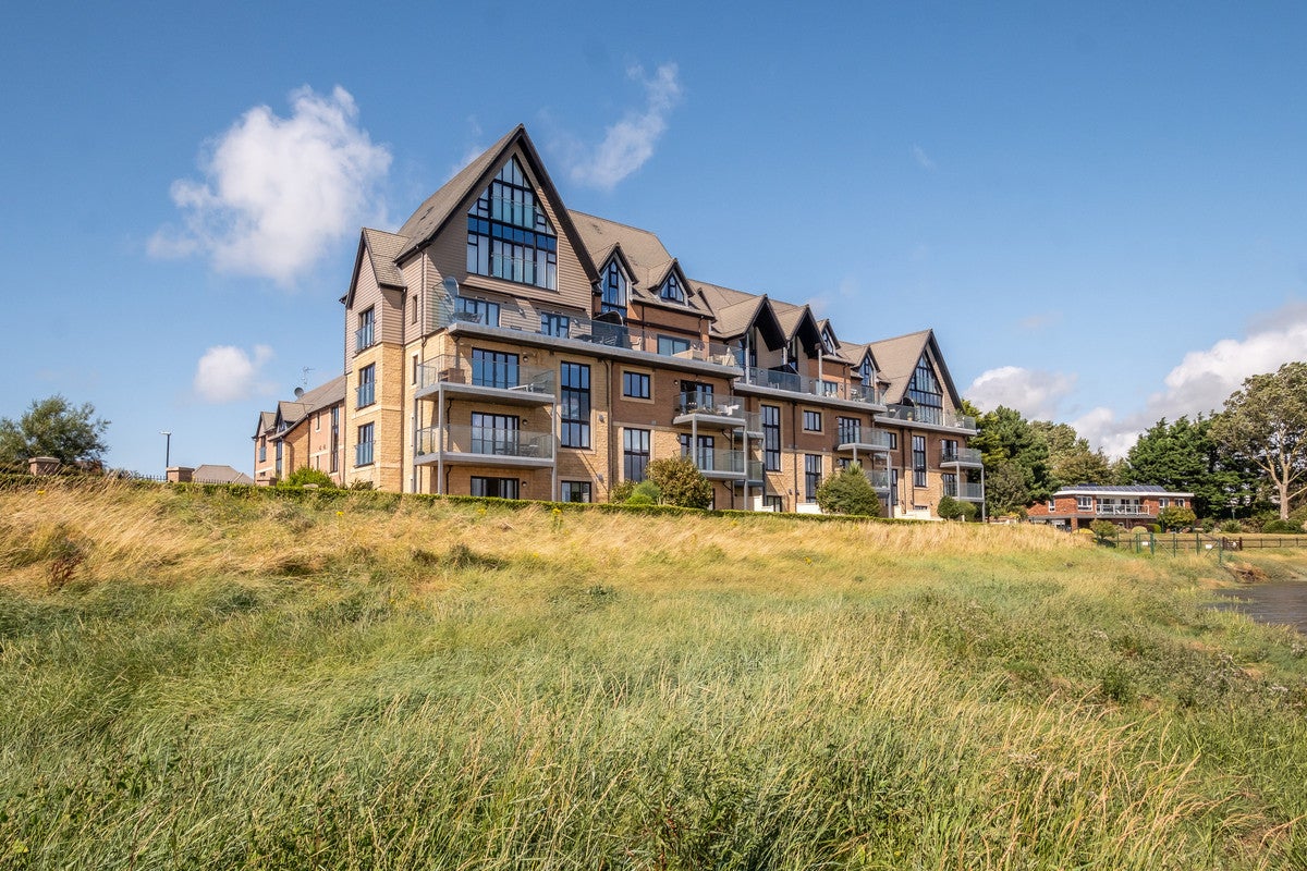 Flat Vanguard Wharf in Borough of Fylde