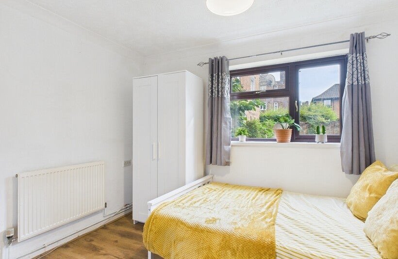 Room Kings Lane in Norwich