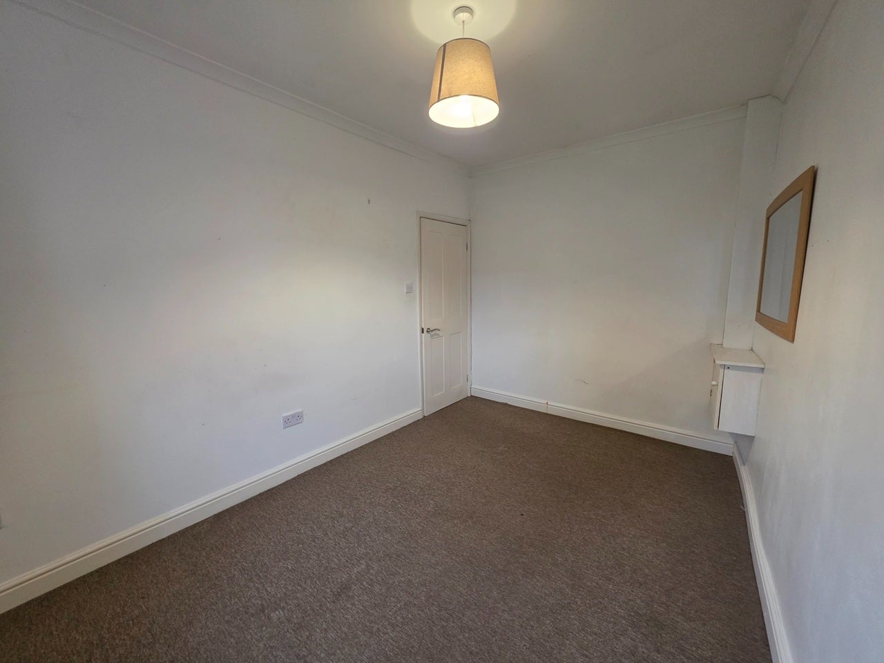 House Abbots Way in Greater London