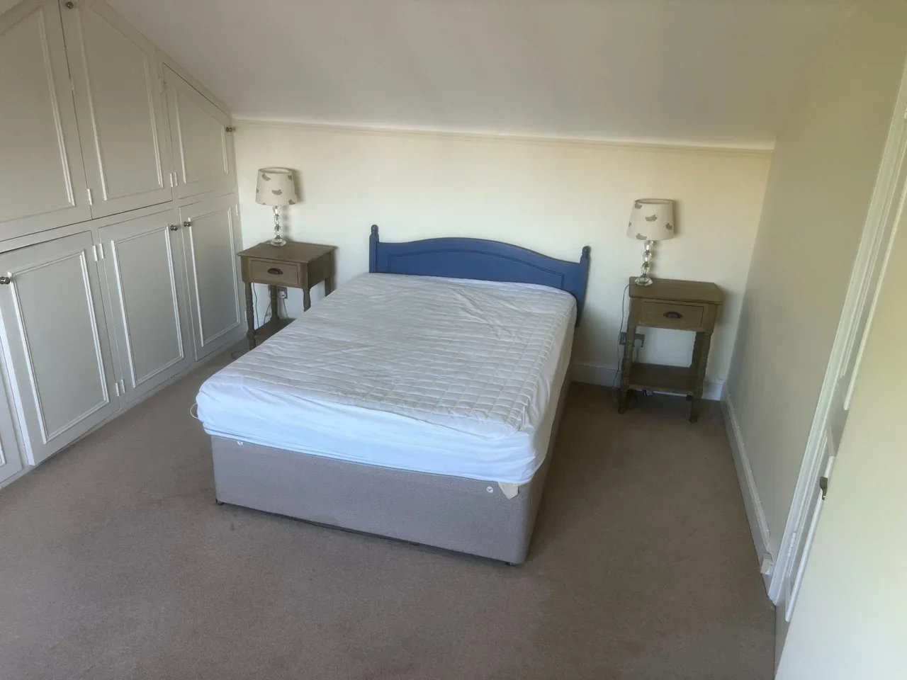 Flat Edith Road in Greater London