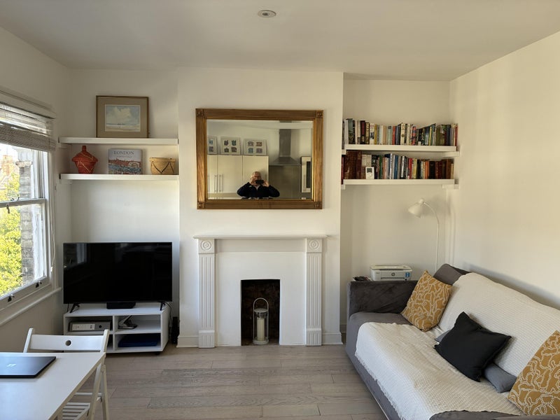 Flat Beauchamp Road in Greater London