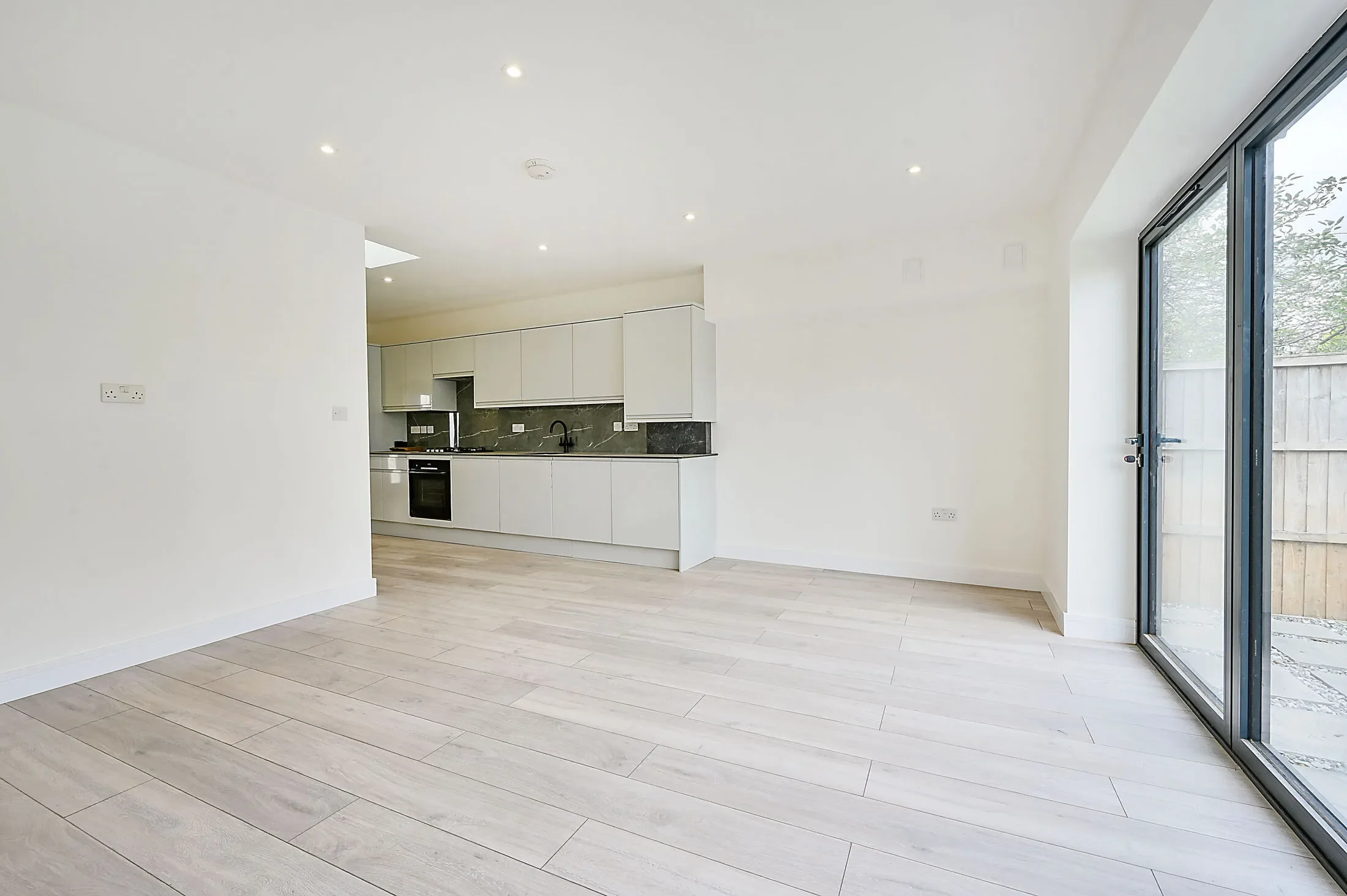 House Kent Way in Greater London