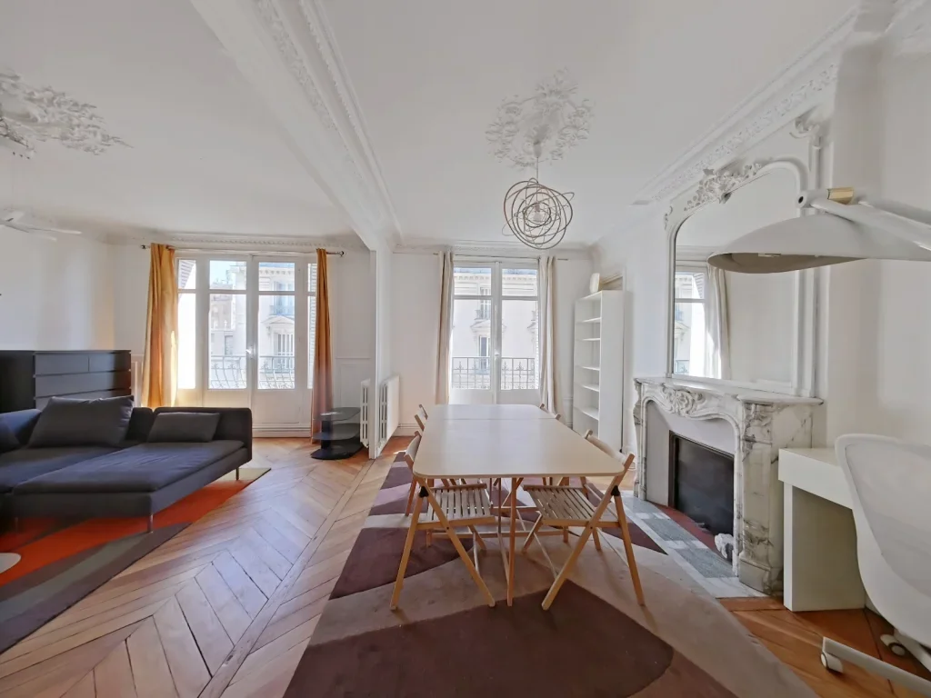 Flat Rue Dorian in Paris