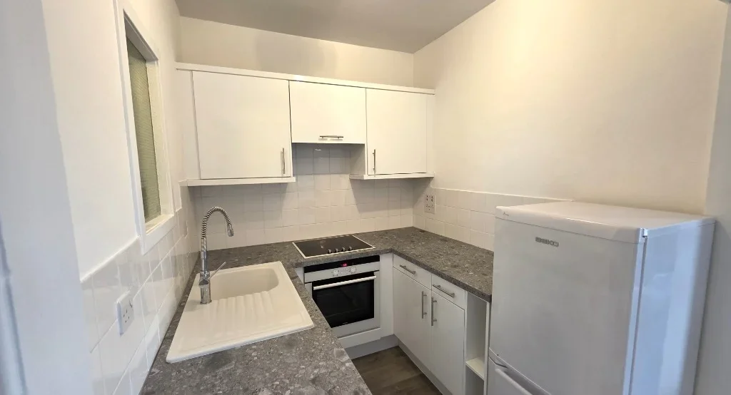 Flat Holburn Road in Aberdeen City