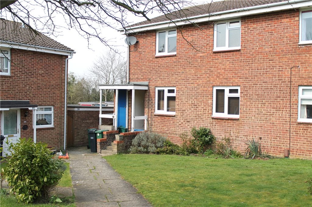 Flat Headley Drive in Reigate and Banstead