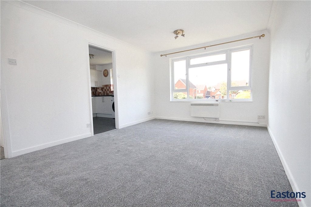 Flat Headley Drive in Reigate and Banstead
