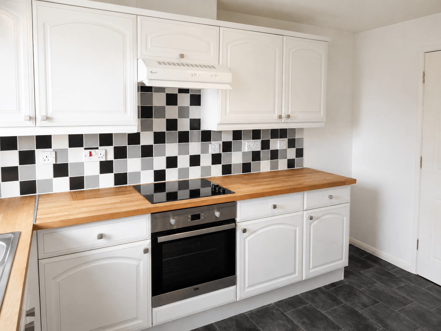 Flat Drapers Field in Coventry